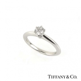 Tiffany & Co. Round Brilliant Cut Diamond Ring in Platinum B&P 0.32ct D/VVS1